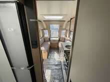 Bailey Phoenix Black Edition 640 2026 Caravan4