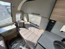 Bailey Phoenix Black Edition 640 2026 Caravan6