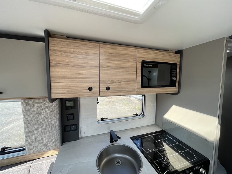 Bailey Phoenix Black Edition 640 2026 Caravan - Large 10
