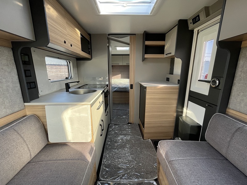 Bailey Phoenix Black Edition 640 2026 Caravan - Large 2