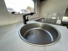 Bailey Phoenix Black Edition 640 2026 Caravan6