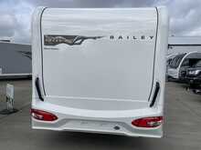 Bailey Phoenix Black Edition 640 2026 Caravan1