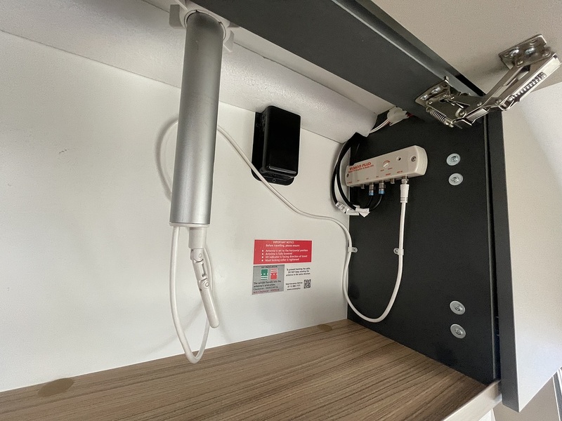 Bailey Phoenix Black Edition 640 2026 Caravan - Large 20