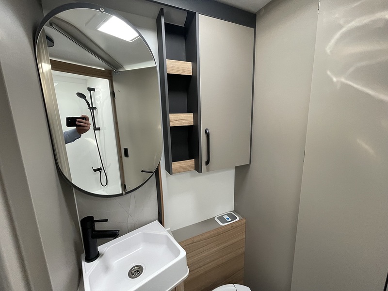 Bailey Phoenix Black Edition 640 2026 Caravan - Large 13