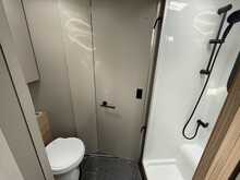 Bailey Phoenix Black Edition 640 2026 Caravan12