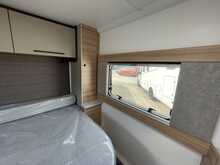 Bailey Phoenix Black Edition 640 2026 Caravan17