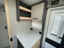 Bailey Phoenix Black Edition 640 2026 Caravan5
