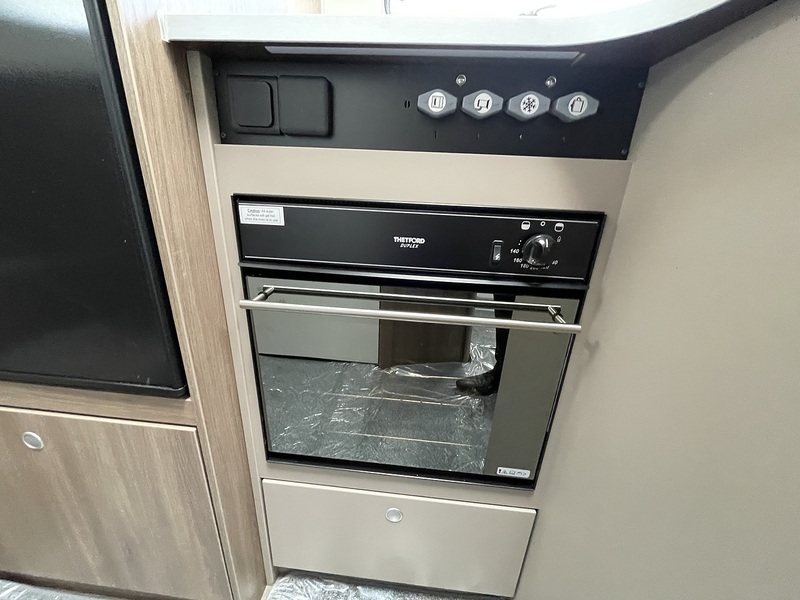 Carado T448  Motorhome - Large 11