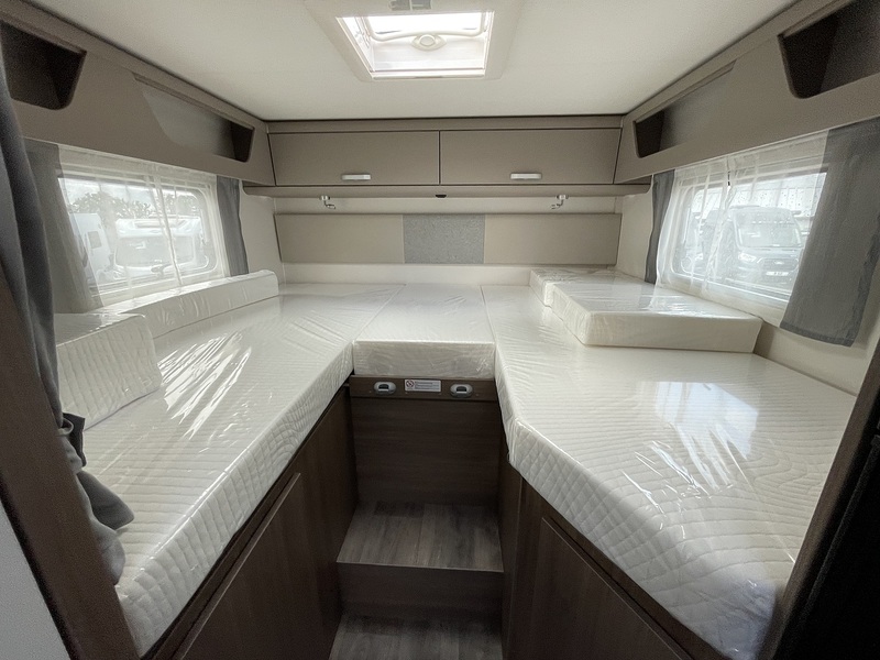 Carado T448  Motorhome - Large 18