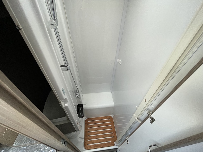 Carado T448  Motorhome - Large 17