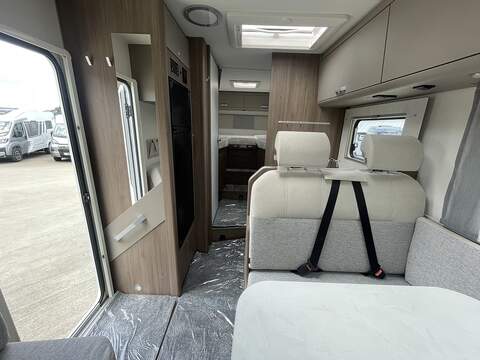 Carado T447 Motorhome - N2164