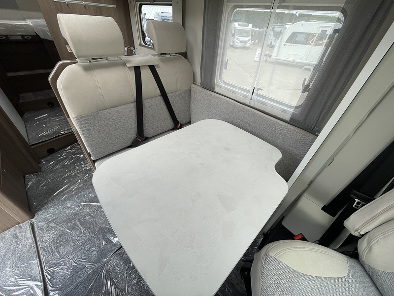 Carado T447  Motorhome - Large 7