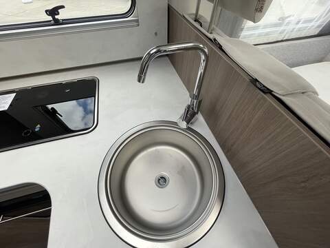Carado T447 Motorhome - N2164