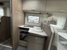 Carado T447  Motorhome10