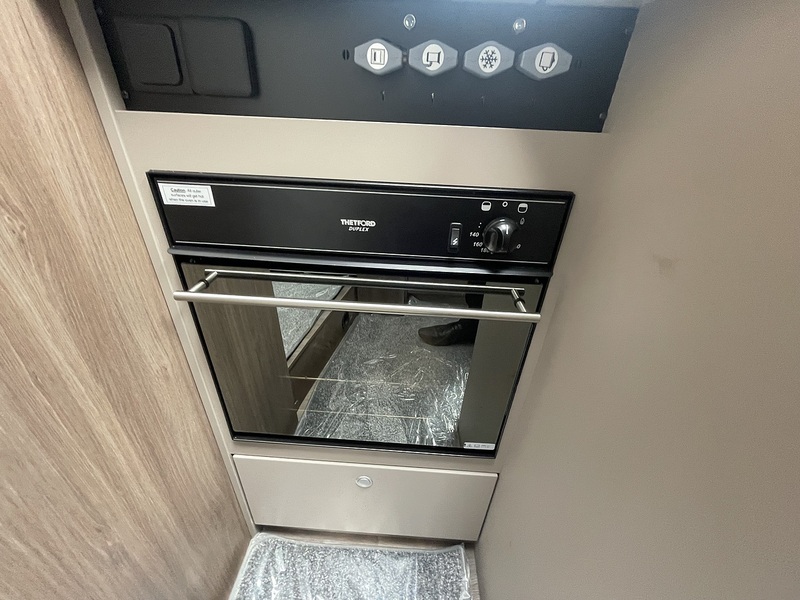 Carado T447  Motorhome - Large 13