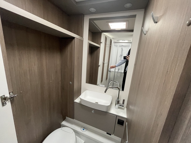 Carado T447  Motorhome - Large 17