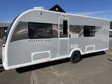 Bailey Phoenix Black Edition 642  Caravan1