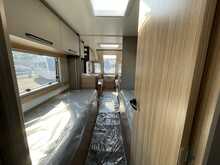Bailey Phoenix Black Edition 642  Caravan5