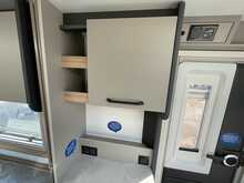 Bailey Phoenix Black Edition 642  Caravan14