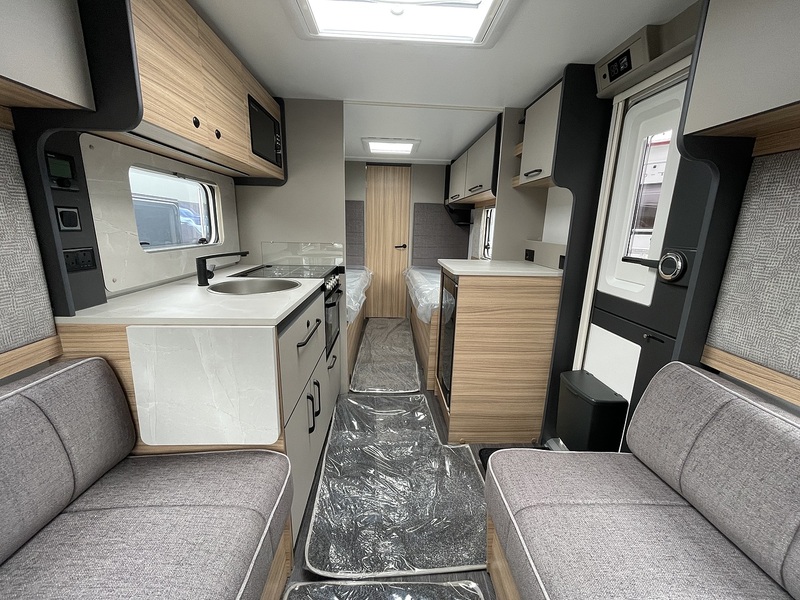 Bailey Phoenix Black Edition 642 2026 Caravan - Large 2