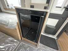 Bailey Phoenix Black Edition 642 2026 Caravan9
