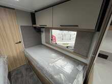 Bailey Phoenix Black Edition 642 2026 Caravan12