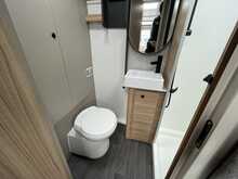 Bailey Phoenix Black Edition 642 2026 Caravan15