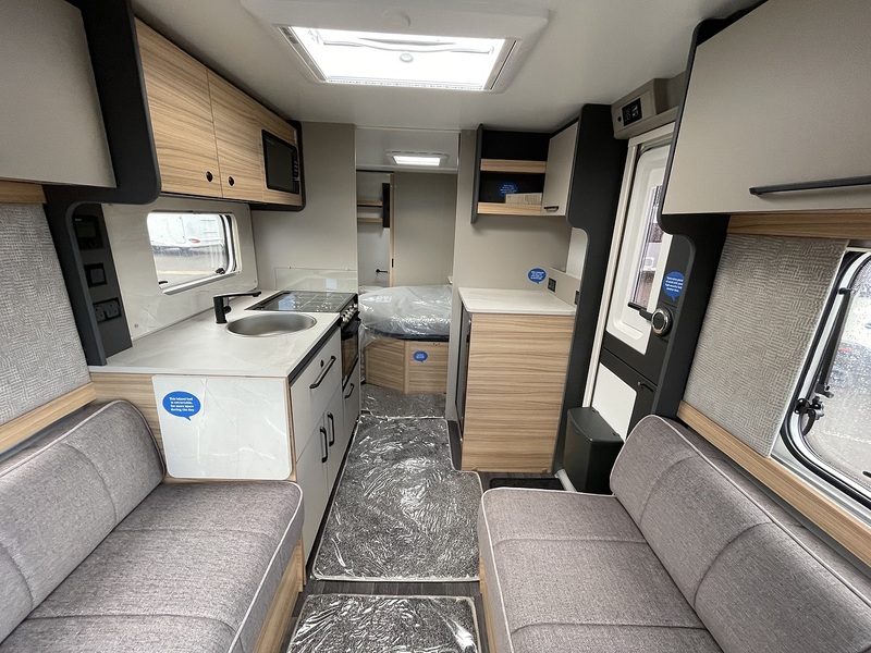 Bailey Phoenix Black Edition 644 2026 Caravan - Large 9