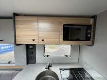 Bailey Phoenix Black Edition 644 2026 Caravan10