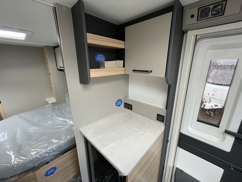 Bailey Phoenix Black Edition 644 2026 Caravan - Large 13