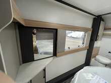 Bailey Phoenix Black Edition 644 2026 Caravan14