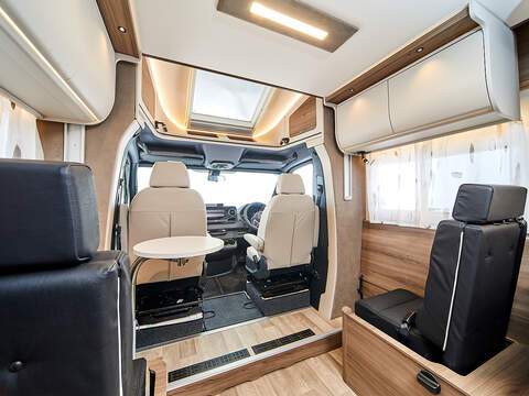 Coachman Travel Master 565 Motorhome - N2172