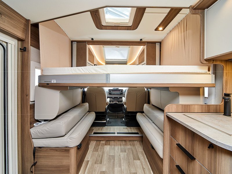 Coachman Travel Master 565 Motorhome - N2172