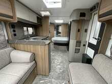 Bailey Alicanto Grande Deluxe Evora 2026 Caravan2