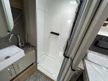 Bailey Alicanto Grande Deluxe Evora 2026 Caravan15
