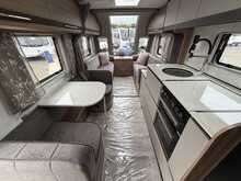 Bailey Unicorn Deluxe Madrid 2026 Caravan6