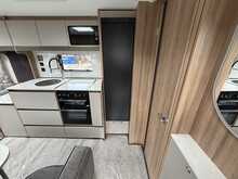 Bailey Unicorn Deluxe Madrid 2026 Caravan10
