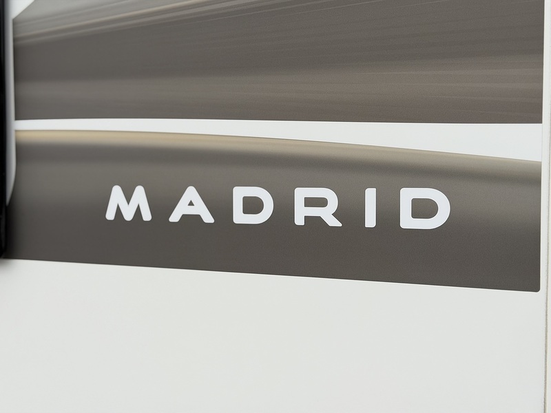 Bailey Unicorn Deluxe Madrid 2026 Caravan - Large 23