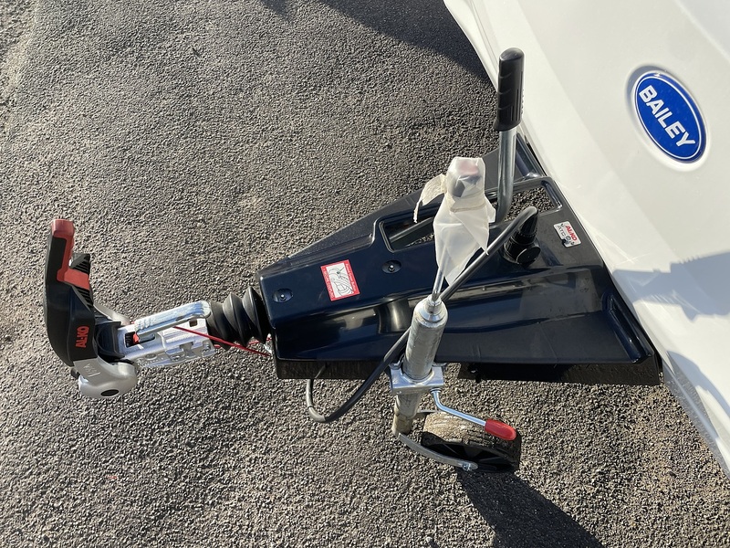 Bailey Unicorn Deluxe Vigo 2026 Caravan - Large 18