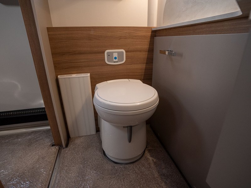 Bailey Unicorn Deluxe Vigo Caravan - N2185