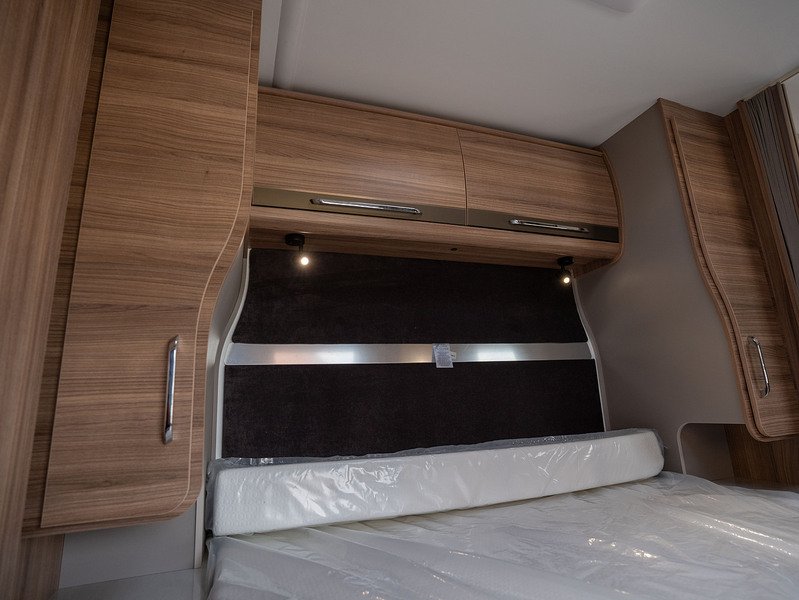Bailey Unicorn Deluxe Vigo Caravan - N2185