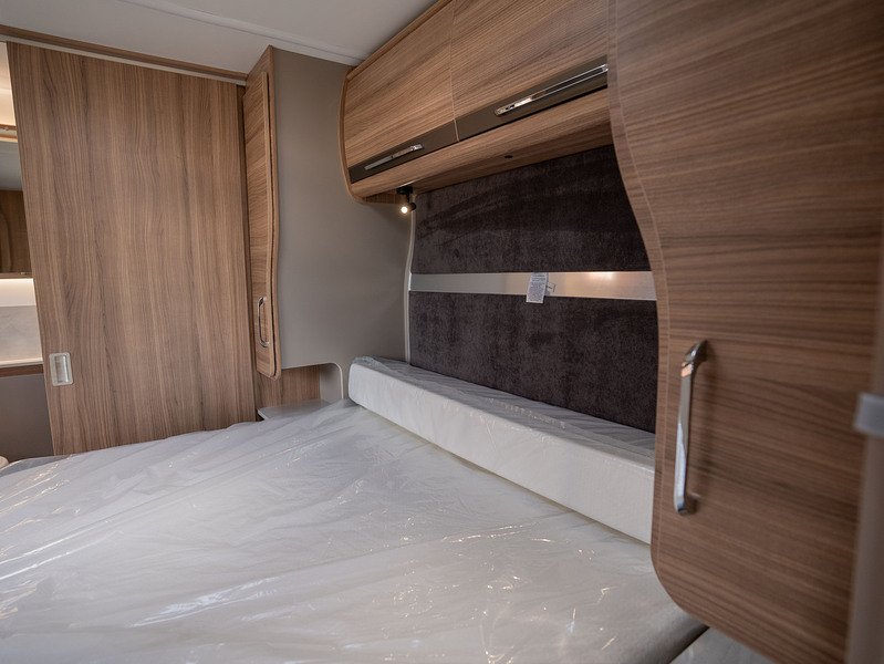 Bailey Unicorn Deluxe Vigo Caravan - N2185