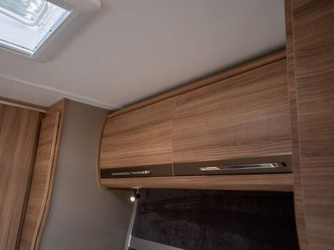 Bailey Unicorn Deluxe Vigo Caravan - N2185