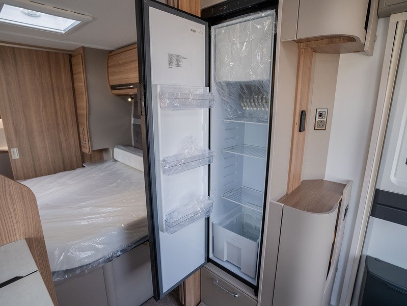 Bailey Unicorn Deluxe Vigo Caravan - N2185