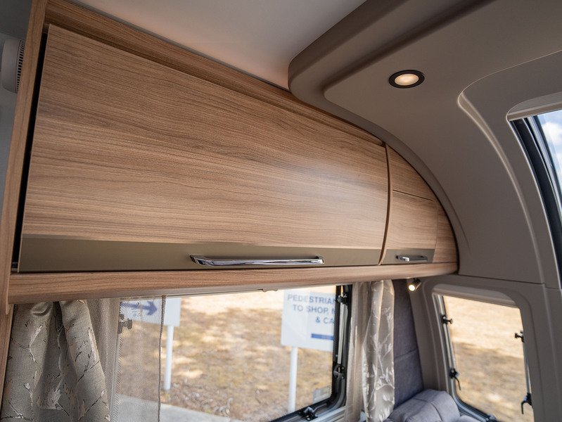 Bailey Unicorn Deluxe Vigo Caravan - N2185