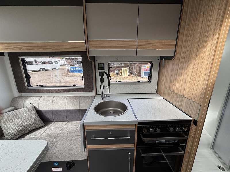Bailey Adamo Refresh 75-4i  Motorhome - Large 25