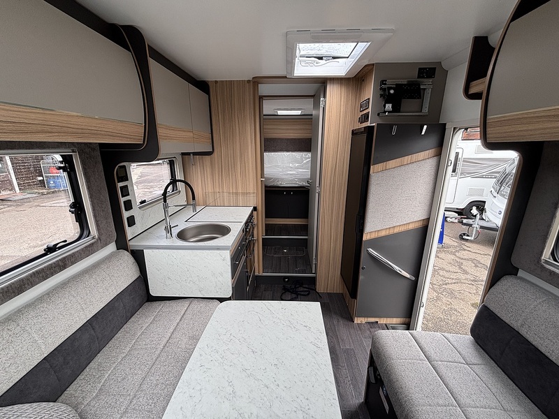Bailey Adamo Refresh 75-4i  Motorhome - Large 29