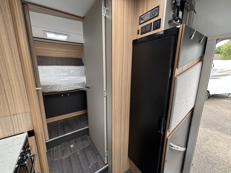 Bailey Adamo Refresh 75-4i  Motorhome - Large 30