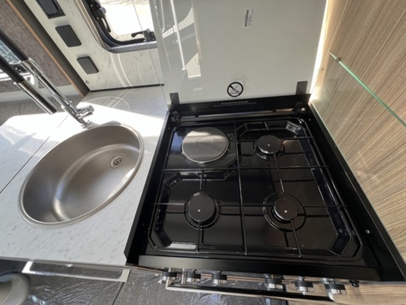 Bailey Adamo Refresh 75-4i  Motorhome - Large 27