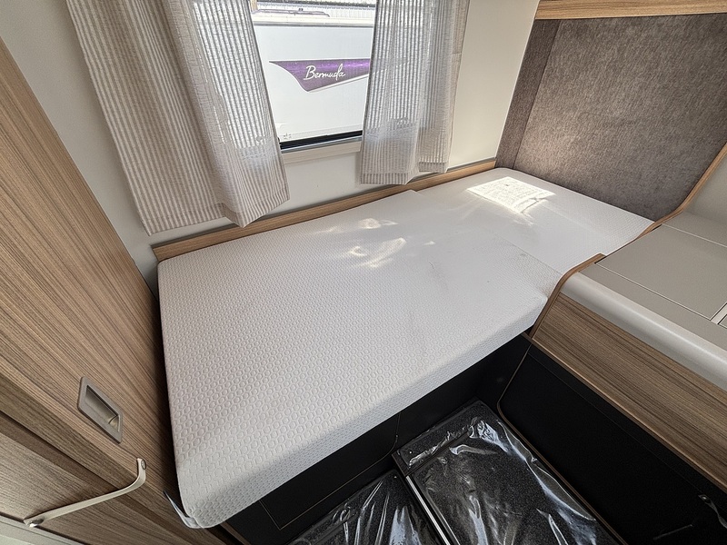 Bailey Adamo Refresh 75-4T 2025 Motorhome - Large 40